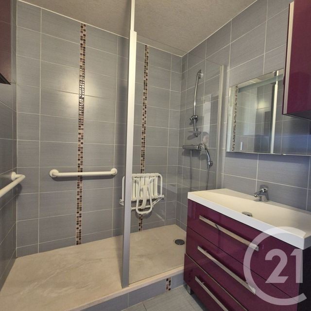 Appartement à vendre - 4 pièces - 80.48 m2 - ROANNE - 42 - RHONE-ALPES - Century 21 Cabinet Pillet