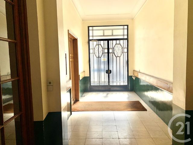 Appartement F4 à vendre - 4 pièces - 137.8 m2 - ROANNE - 42 - RHONE-ALPES - Century 21 Cabinet Pillet