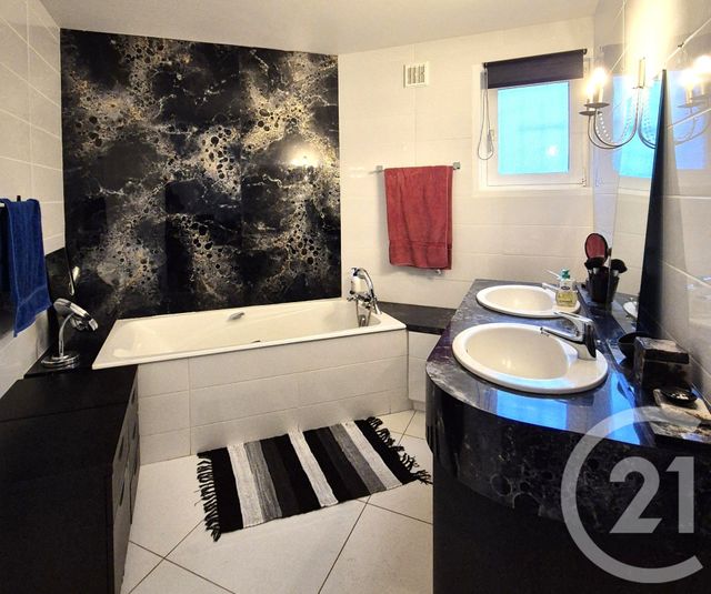 Afficher la photo en grand maison à vendre - 7 pièces - 200.0 m2 - ROANNE - 42 - RHONE-ALPES - Century 21 Cabinet Pillet