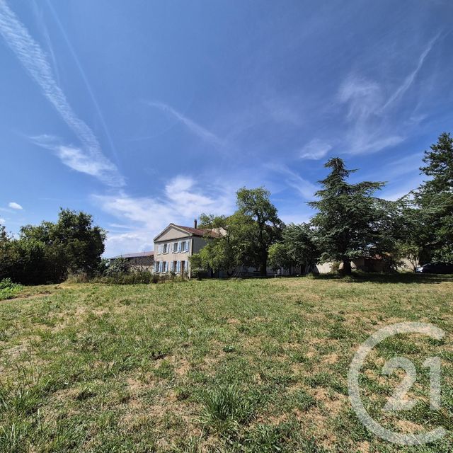 maison à vendre - 18 pièces - 530.0 m2 - ST PRIEST LA ROCHE - 42 - RHONE-ALPES - Century 21 Cabinet Pillet