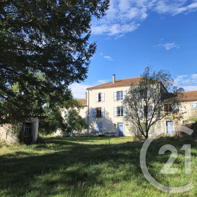maison à vendre - 18 pièces - 530.0 m2 - ST PRIEST LA ROCHE - 42 - RHONE-ALPES - Century 21 Cabinet Pillet