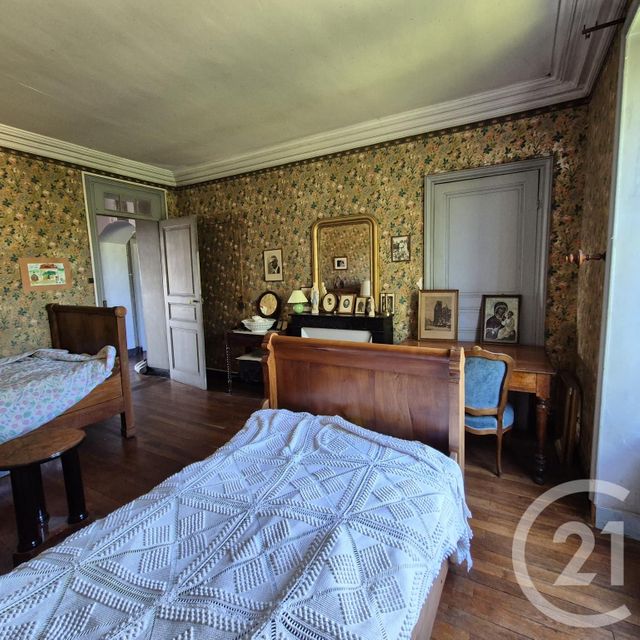 maison à vendre - 18 pièces - 530.0 m2 - ST PRIEST LA ROCHE - 42 - RHONE-ALPES - Century 21 Cabinet Pillet