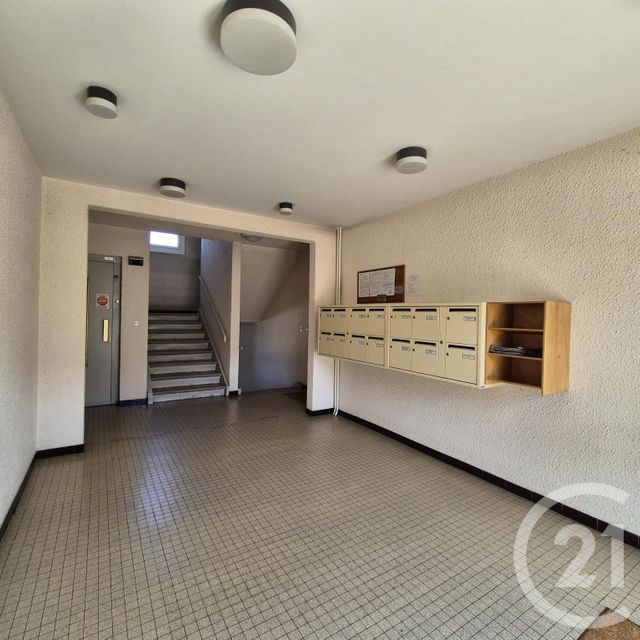 Appartement F3 à vendre - 3 pièces - 59.49 m2 - ROANNE - 42 - RHONE-ALPES - Century 21 Cabinet Pillet