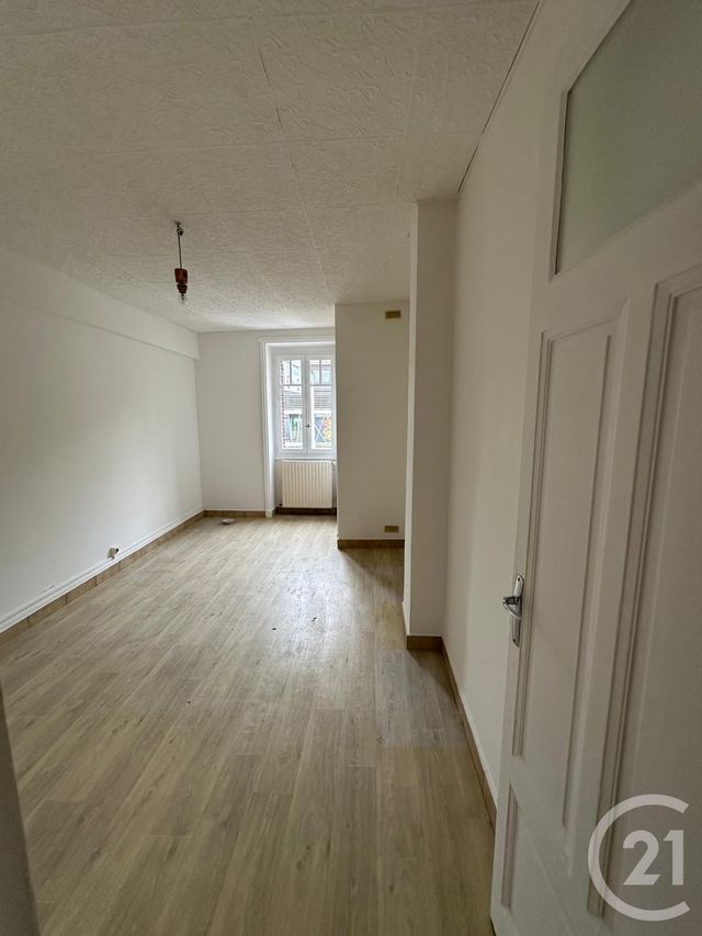 Appartement F2 à vendre - 2 pièces - 40.0 m2 - ROANNE - 42 - RHONE-ALPES - Century 21 Cabinet Pillet