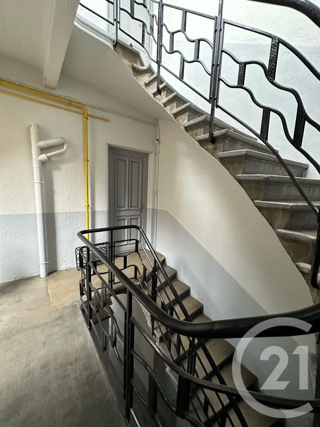 Appartement F2 à vendre - 2 pièces - 40.0 m2 - ROANNE - 42 - RHONE-ALPES - Century 21 Cabinet Pillet