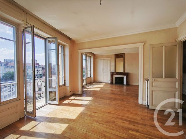 Appartement F4 à vendre - 4 pièces - 110.0 m2 - ROANNE - 42 - RHONE-ALPES - Century 21 Cabinet Pillet