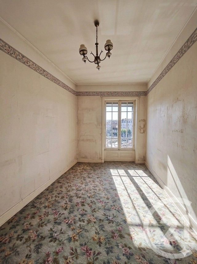 Appartement F4 à vendre - 4 pièces - 110.0 m2 - ROANNE - 42 - RHONE-ALPES - Century 21 Cabinet Pillet