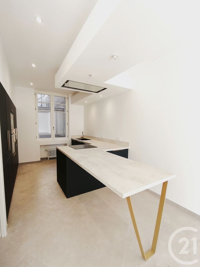 Appartement F3 à vendre - 3 pièces - 106.94 m2 - ROANNE - 42 - RHONE-ALPES - Century 21 Cabinet Pillet