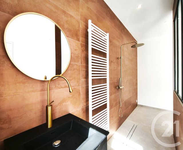 Appartement F3 à vendre - 3 pièces - 106.94 m2 - ROANNE - 42 - RHONE-ALPES - Century 21 Cabinet Pillet