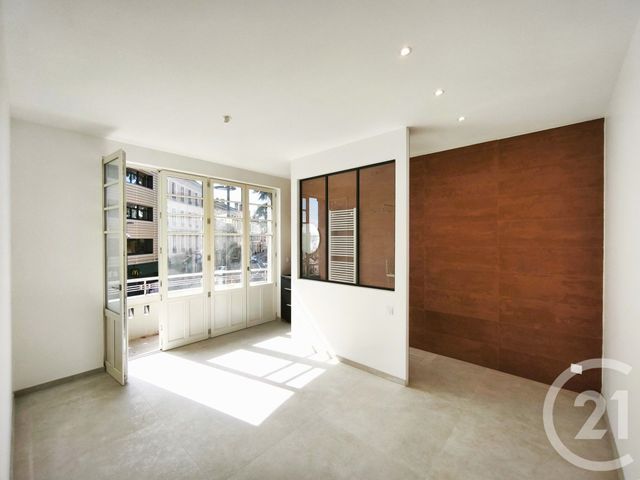 Appartement F3 à vendre - 3 pièces - 106.94 m2 - ROANNE - 42 - RHONE-ALPES - Century 21 Cabinet Pillet