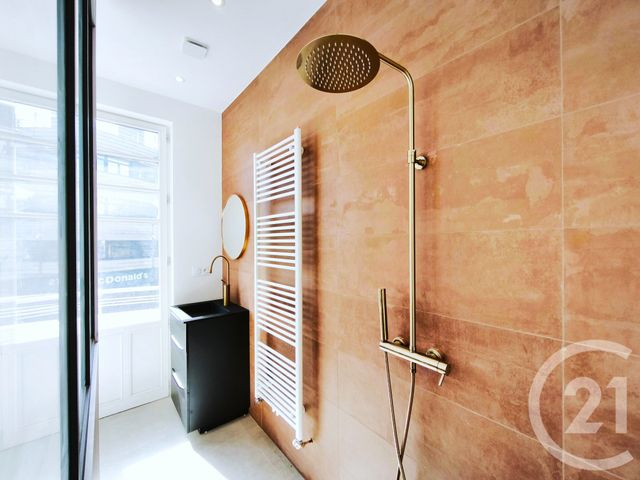 Appartement F3 à vendre - 3 pièces - 106.94 m2 - ROANNE - 42 - RHONE-ALPES - Century 21 Cabinet Pillet