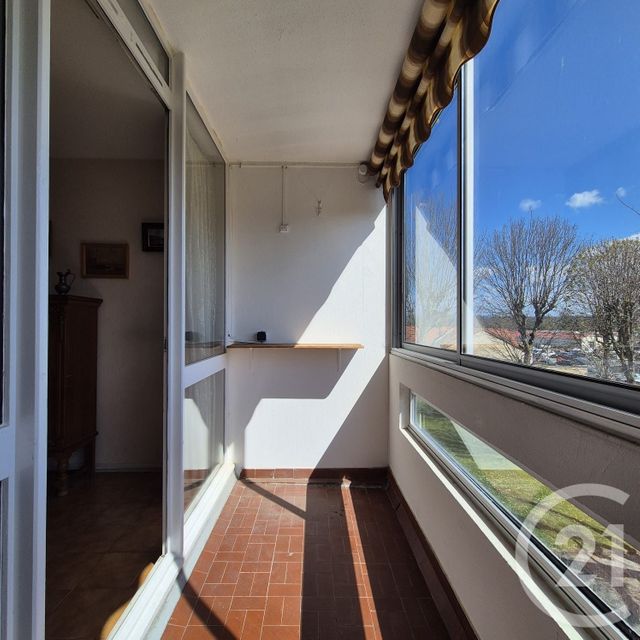 Appartement F3 à vendre - 3 pièces - 60.1 m2 - ROANNE - 42 - RHONE-ALPES - Century 21 Cabinet Pillet