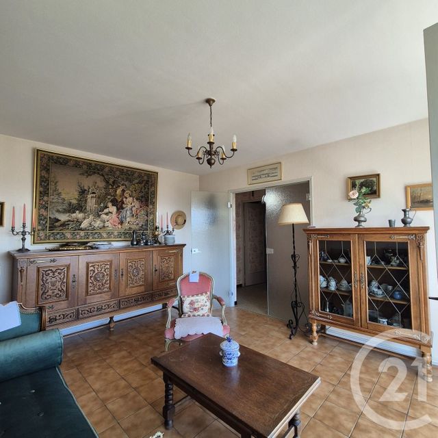 Appartement F3 à vendre - 3 pièces - 60.1 m2 - ROANNE - 42 - RHONE-ALPES - Century 21 Cabinet Pillet