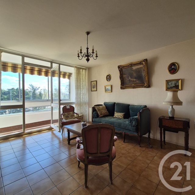 Appartement F3 à vendre - 3 pièces - 60.1 m2 - ROANNE - 42 - RHONE-ALPES - Century 21 Cabinet Pillet