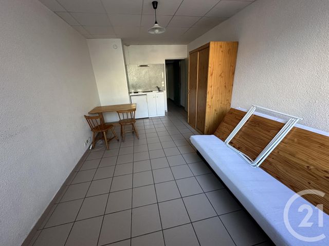Appartement Studio à vendre - 1 pièce - 23.0 m2 - ROANNE - 42 - RHONE-ALPES - Century 21 Cabinet Pillet
