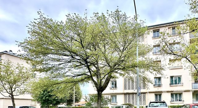 Appartement F3 à vendre - 3 pièces - 52.0 m2 - ROANNE - 42 - RHONE-ALPES - Century 21 Cabinet Pillet
