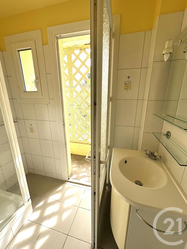 Appartement F3 à vendre - 3 pièces - 52.0 m2 - ROANNE - 42 - RHONE-ALPES - Century 21 Cabinet Pillet