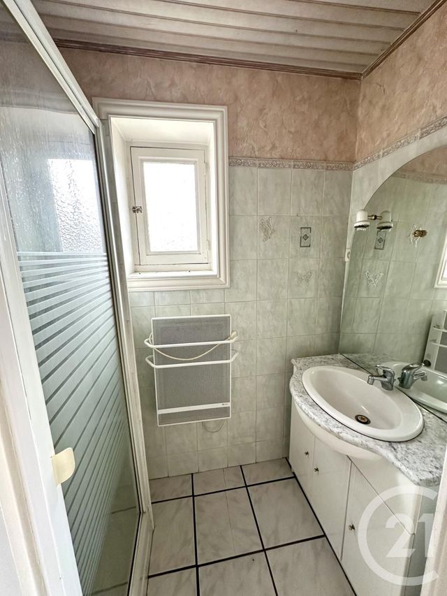 maison à vendre - 3 pièces - 74.0 m2 - POUILLY SOUS CHARLIEU - 42 - RHONE-ALPES - Century 21 Cabinet Pillet