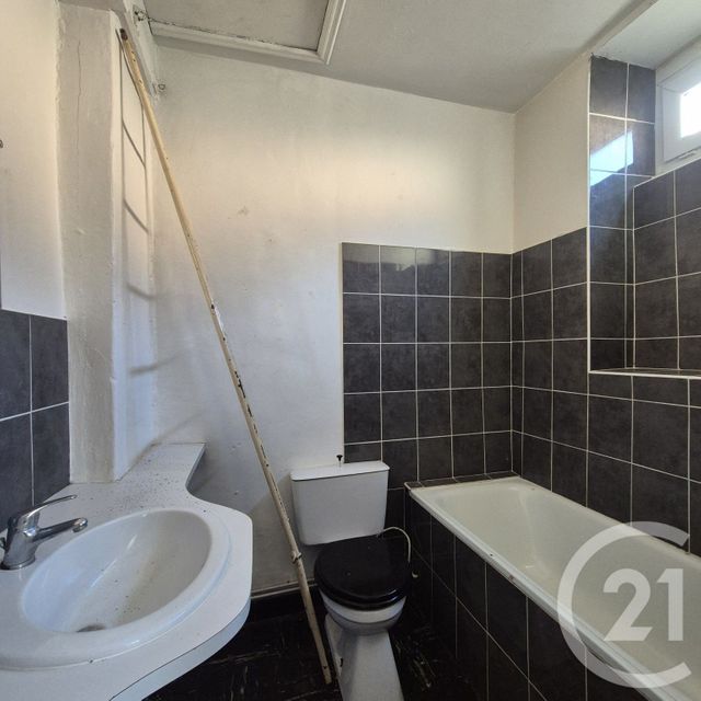 Appartement F3 à vendre - 3 pièces - 57.9 m2 - ROANNE - 42 - RHONE-ALPES - Century 21 Cabinet Pillet