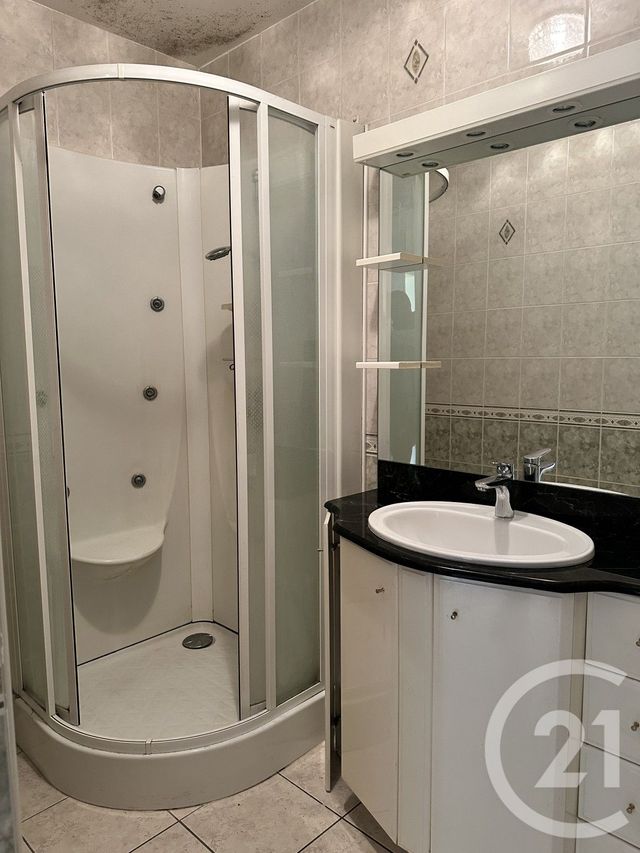 Appartement F3 à vendre - 3 pièces - 58.91 m2 - ROANNE - 42 - RHONE-ALPES - Century 21 Cabinet Pillet