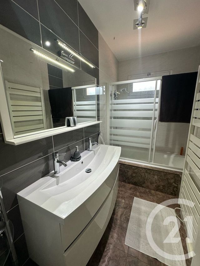 maison à vendre - 5 pièces - 95.0 m2 - ST JEAN ST MAURICE SUR LOIRE - 42 - RHONE-ALPES - Century 21 Cabinet Pillet