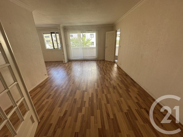 Appartement F4 à vendre - 4 pièces - 92.89 m2 - ROANNE - 42 - RHONE-ALPES - Century 21 Cabinet Pillet