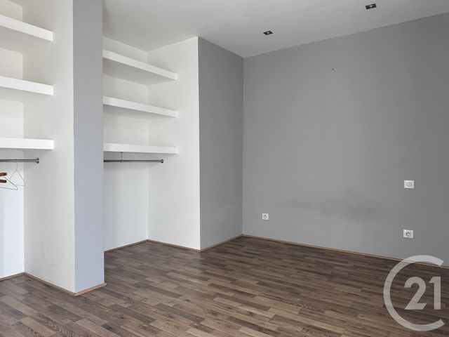 Appartement F3 à vendre - 3 pièces - 65.14 m2 - LE COTEAU - 42 - RHONE-ALPES - Century 21 Cabinet Pillet
