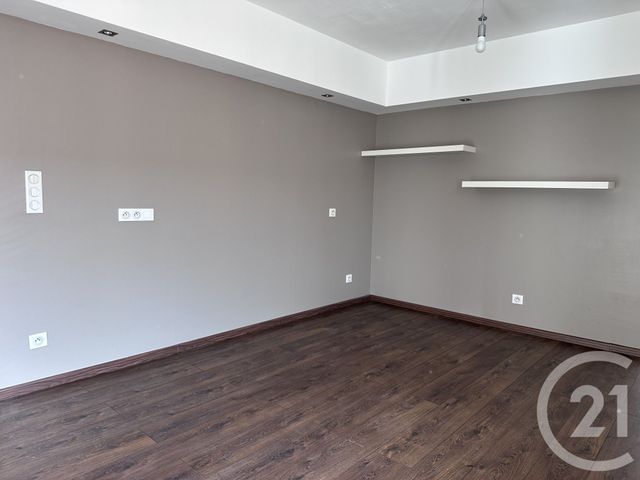 Appartement F3 à vendre - 3 pièces - 65.14 m2 - LE COTEAU - 42 - RHONE-ALPES - Century 21 Cabinet Pillet